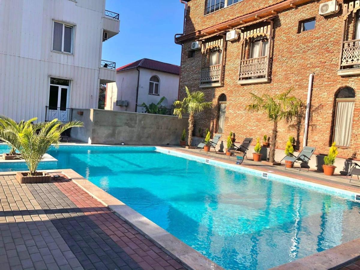 Magnolia Hotel Agmashenebeli Кобулети Екстериор снимка
